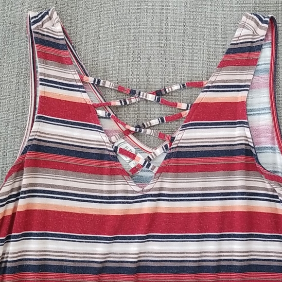 Tank top - Picture 3 of 4